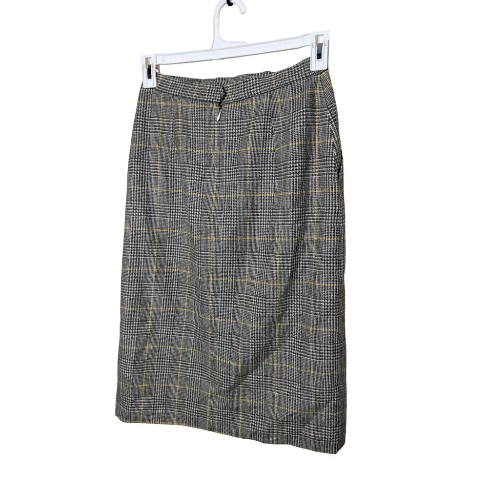 Evan Picone season womenswear